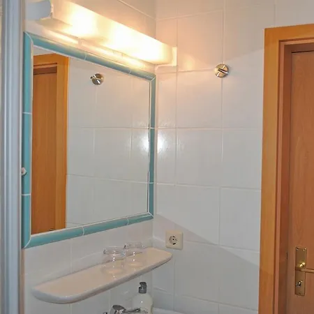 Wohnpark Stadt Hamburg - We 18 Mit Balkon Apartment *
